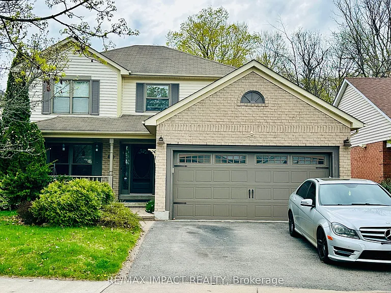 470 Safari Dr — Photo 1