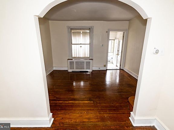3rd image of 217 S 58th St