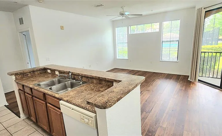 6171 Metrowest Blvd #107 — Photo 14