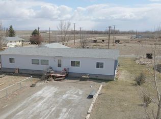305 Central Ave, Deaver, WY 82421