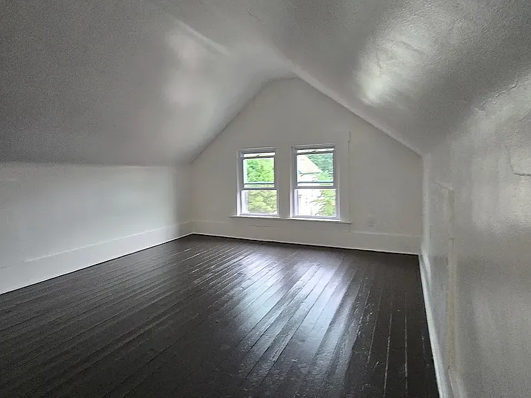 305 Cole Ave — Photo 11