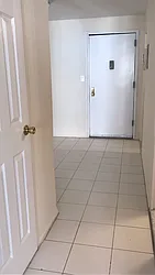 Rented by Roberto Guilbet, LREB