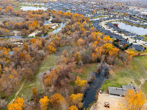 3rd image of S Crystal Springs Ln