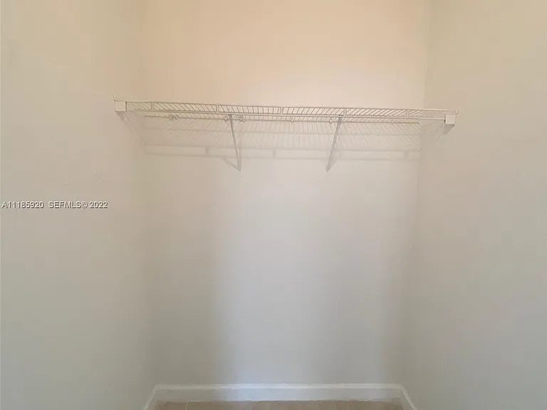 1660 SE 29th St #109-33035 — Photo 10