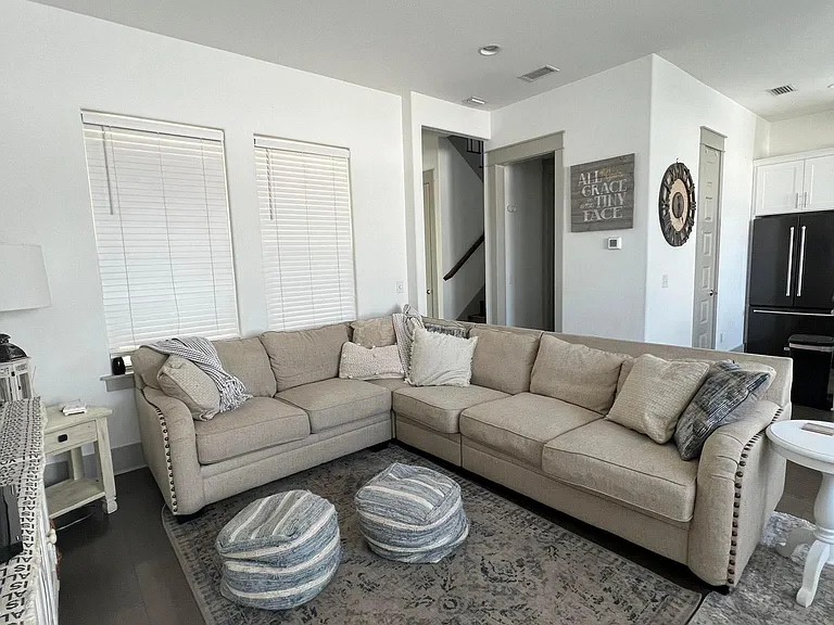 285 Gulfview Cir — Photo 6
