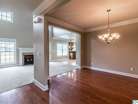 3rd image of 22 Nandina Ln SW