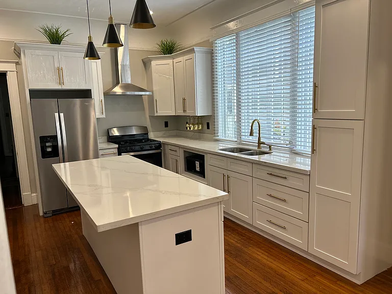 954 Picheloup Pl — Photo 1