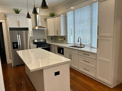 954 Picheloup Pl Photo 1