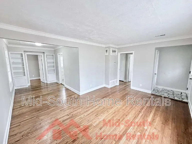 1156 Brower St — Photo 3