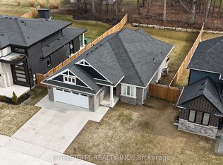 95 Optimist Dr, Southwold, ON N5P 0G3