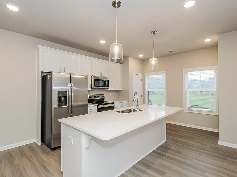859 Calvin Park Dr — Photo 5