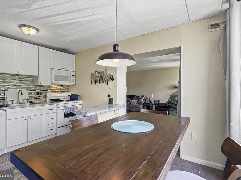 526 Playa Del Sol — Photo 2