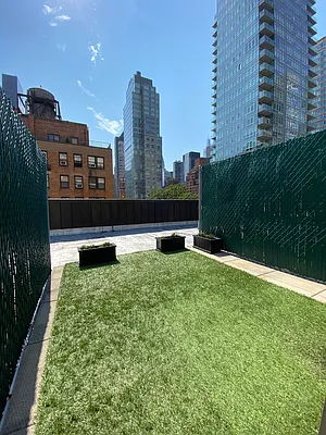 Rented by City Connections Realty | media 8