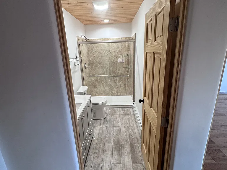 232 Valverde St — Photo 96