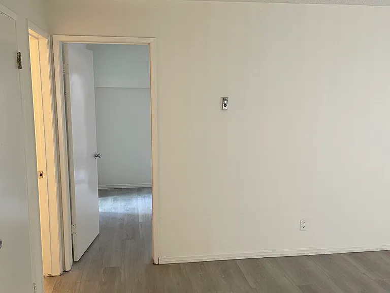 519 Francisca Ave #1 — Photo 7