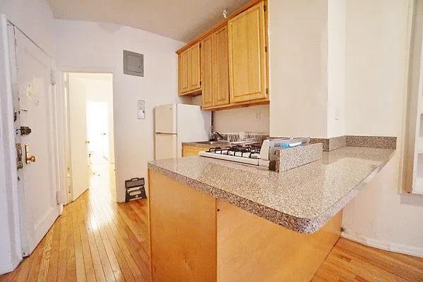 Rented by Best Apartments North Inc | media 36