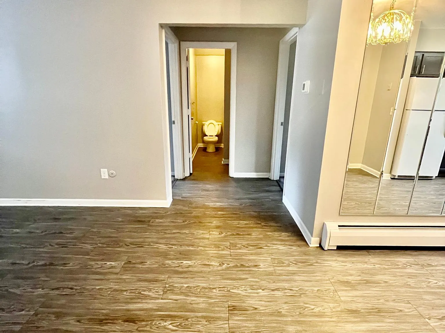 2 bed, 1.5 bath, 900 sqft, $1,700 — Photo 4