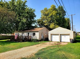 120 Hayes St, Claremont, MN 55924