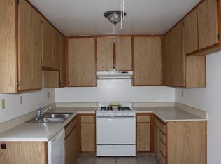 20810 Arline Ave APT 5, Lakewood, CA 90715