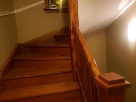 2nd image of 4039 N Austin Ave