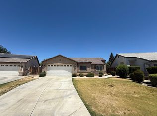 9910 Discovery Ridge Ave, Bakersfield, CA 93311