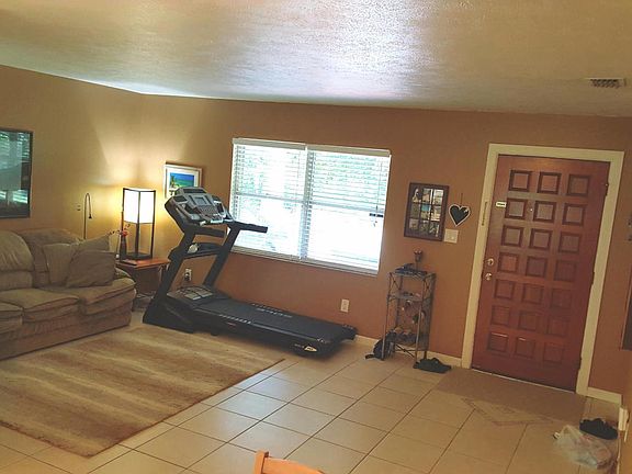 4th image of 5864 SE 119th St