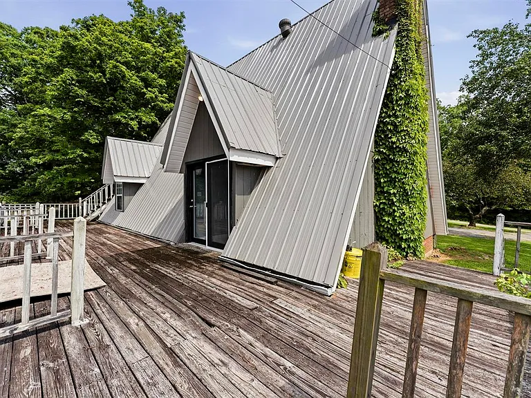 168 Halfway Rd — Photo 30