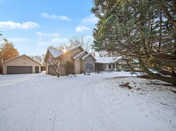 2000 Evergreen Trl, Jackson, MI 49203