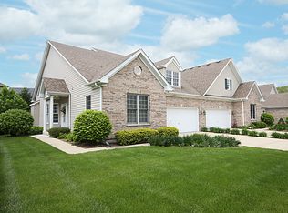 1N036 Mission Ct, Winfield, IL 60190