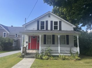 22 Messenger St, Saint Albans, VT 05478