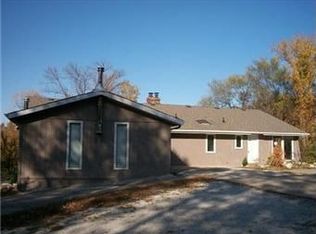 5511 Oak Grove Rd, Kansas City, KS 66106