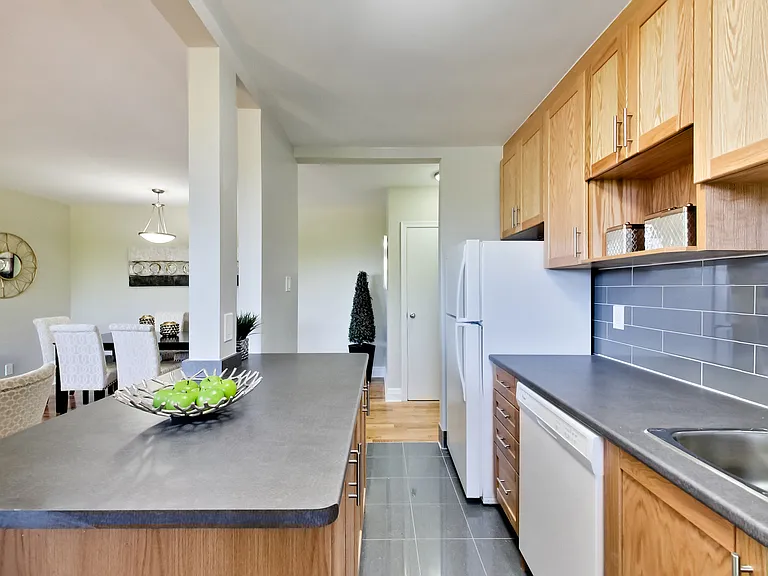 46 Foxden Rd #3 — Photo 65