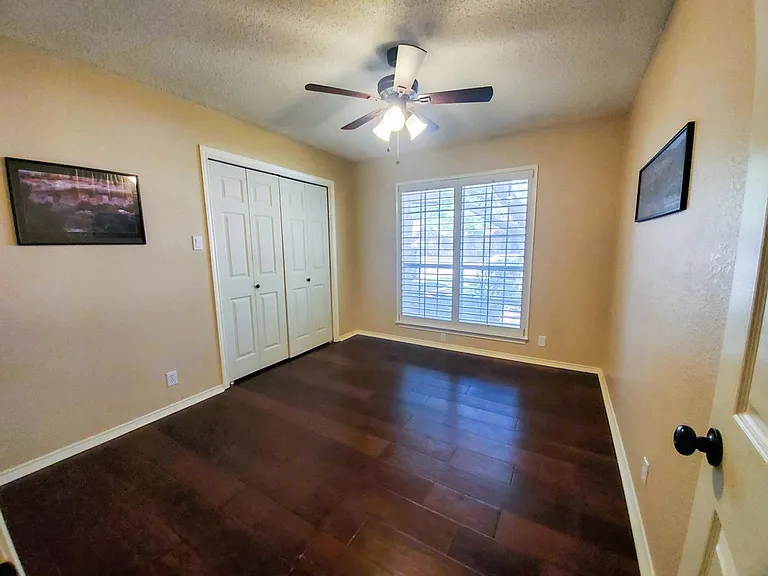 3306 Oakmont Dr — Photo 16