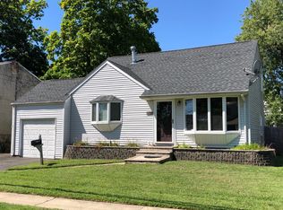 3 Scholer Dr, Union Beach, NJ 07735