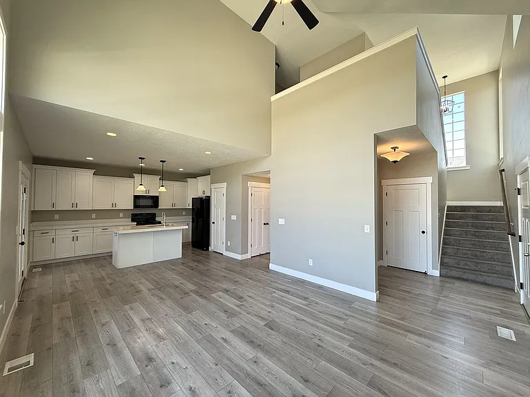 2774 W Lacewood Dr — Photo 3