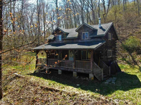28513 County Rd S, Cazenovia, WI 53924