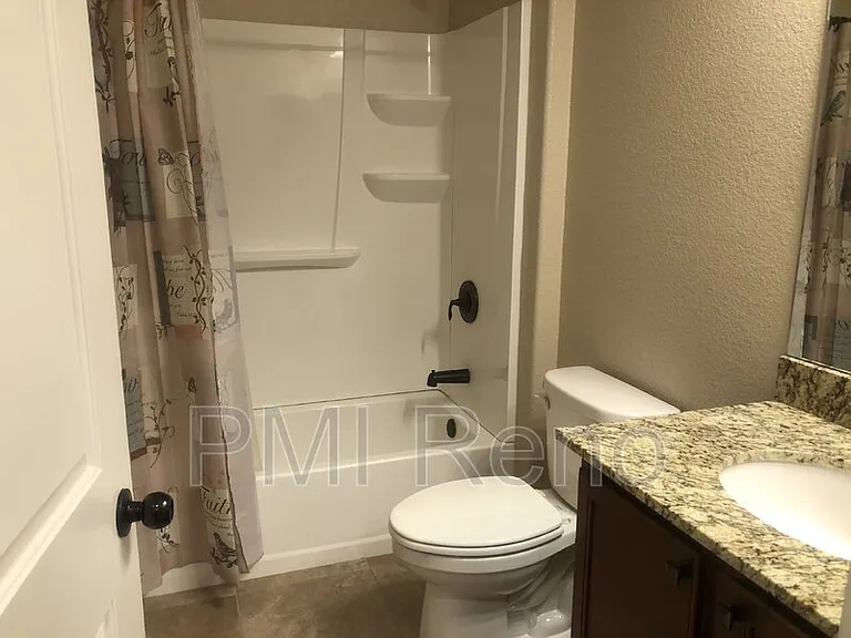 9334 Pond St — Photo 15