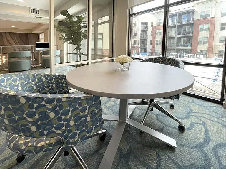 Elevate Apartments — Photo 35