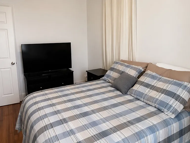 7 Antrim St #3 — Photo 7