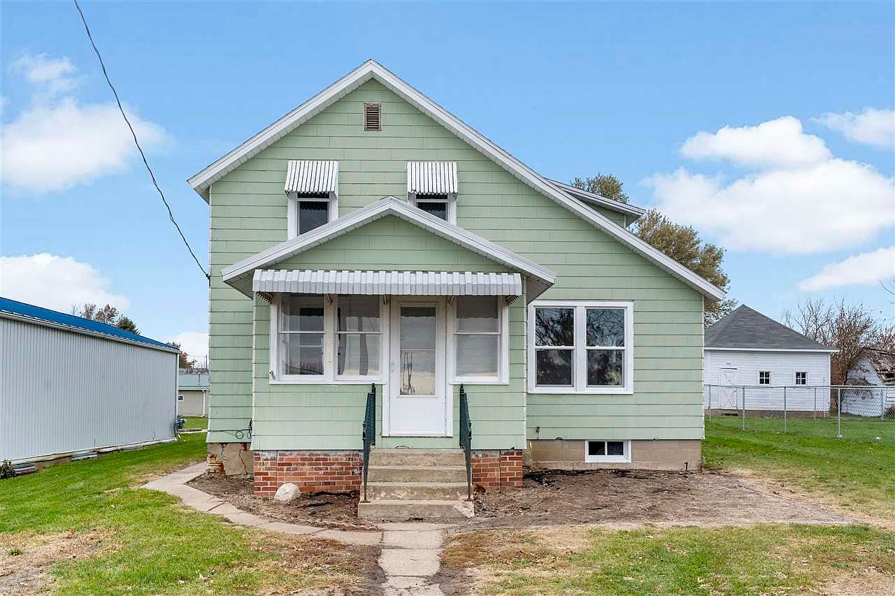 210 1st St, Watkins, IA 52354 MLS 202305840 Zillow