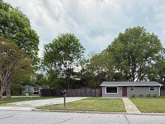 2nd image of 1924 Hadley Rd
