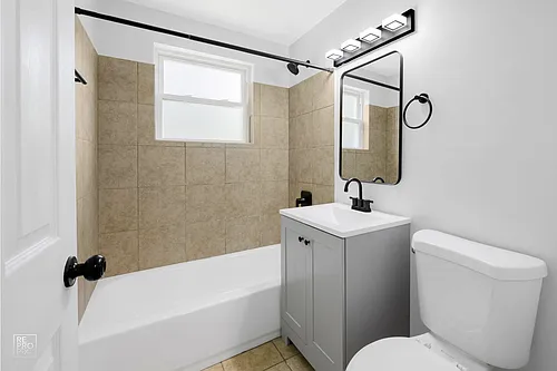 8935-39 S Dauphin Ave Chicago, IL 60619 Photo 1