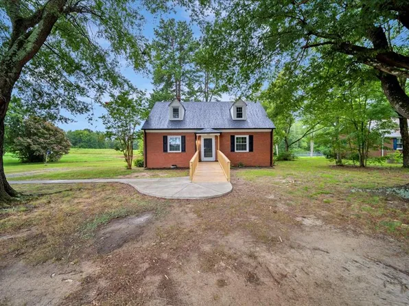 1220 E Hyco Rd, South Boston, VA 24592