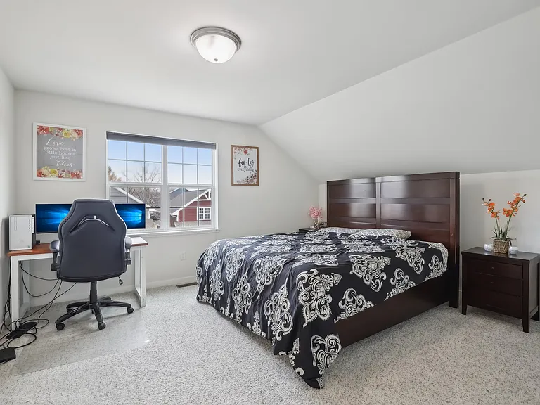 9924 Peach Leaf Ln — Photo 26