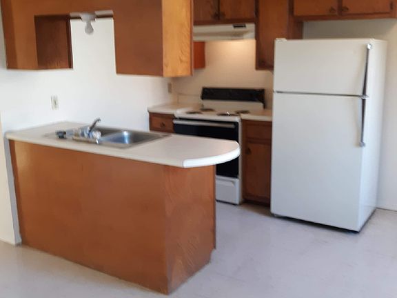 4th image of 685 Jill Ln APT C