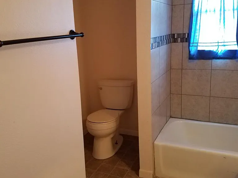 2nd Bathroom