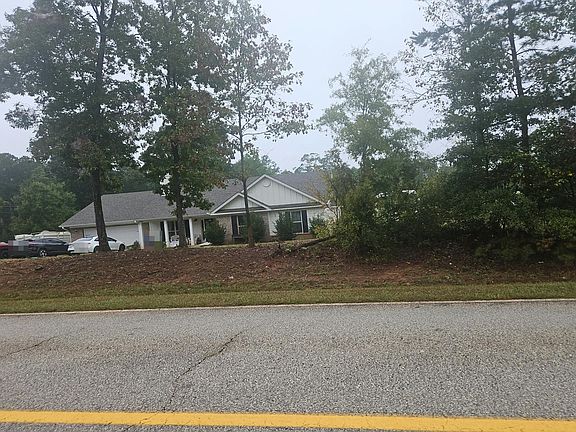2nd image of 1660 Ike Stone Rd