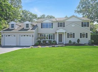 642 Jones Rd, River Vale, NJ 07675