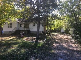 23W637 Turner Ave, Roselle, IL 60172