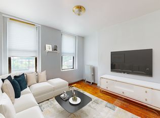 255 W 12th St APT 5W, New York, NY 10014